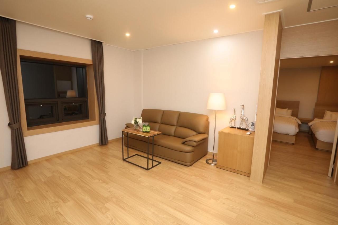 Daedunsan Hotel Wanju Zewnętrze zdjęcie